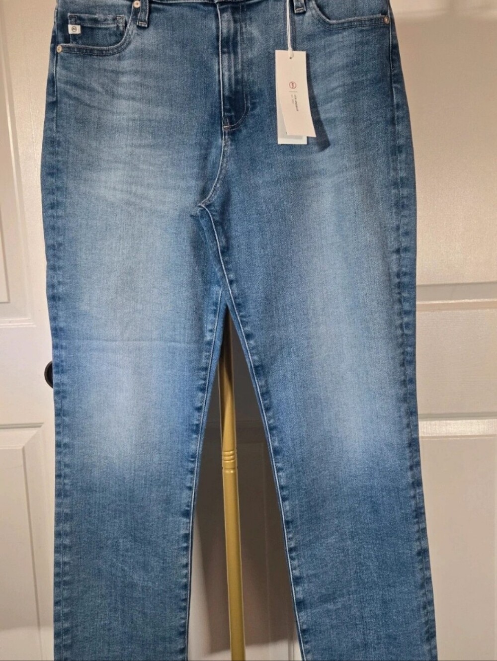 NWT AG Jeans Mari Crop Mid-Rise Slim Straight Raw Hem Jeans - Size 32
